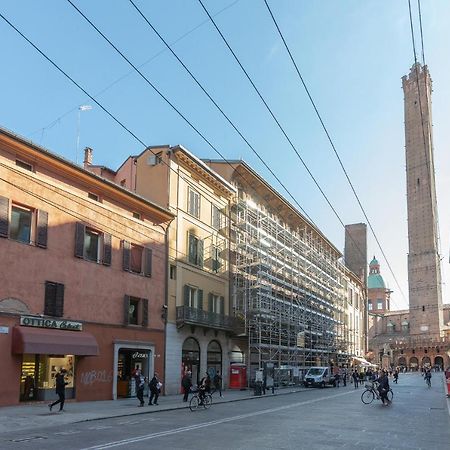 Bologna Piazza Del Nettuno Apartment Exteriör bild