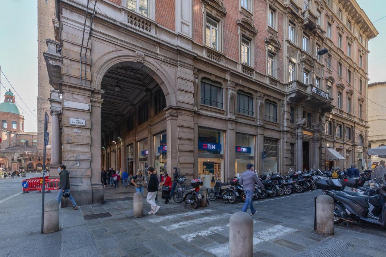 Bologna Piazza Del Nettuno Apartment Exteriör bild
