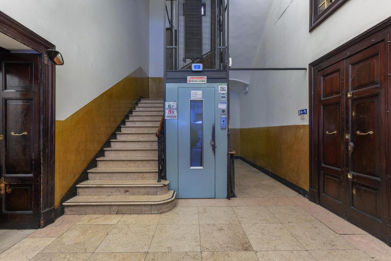 Bologna Piazza Del Nettuno Apartment Exteriör bild